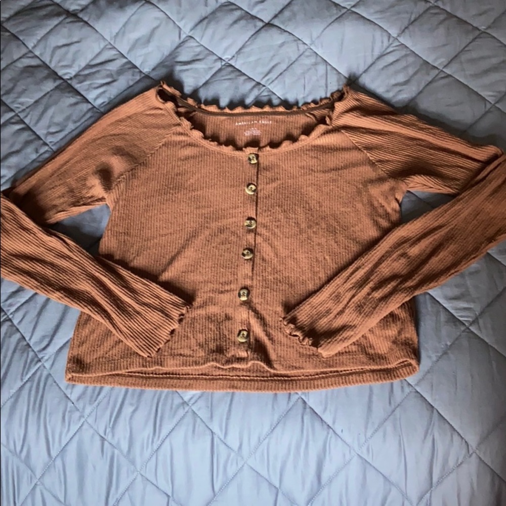 American Eagle ribbed button down long sleeve